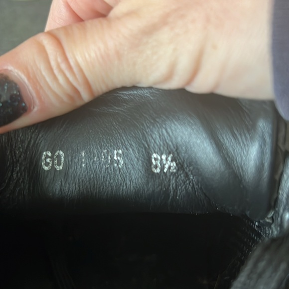 Louis Vuitton snake skin runaway shoe - Picture 6 of 10